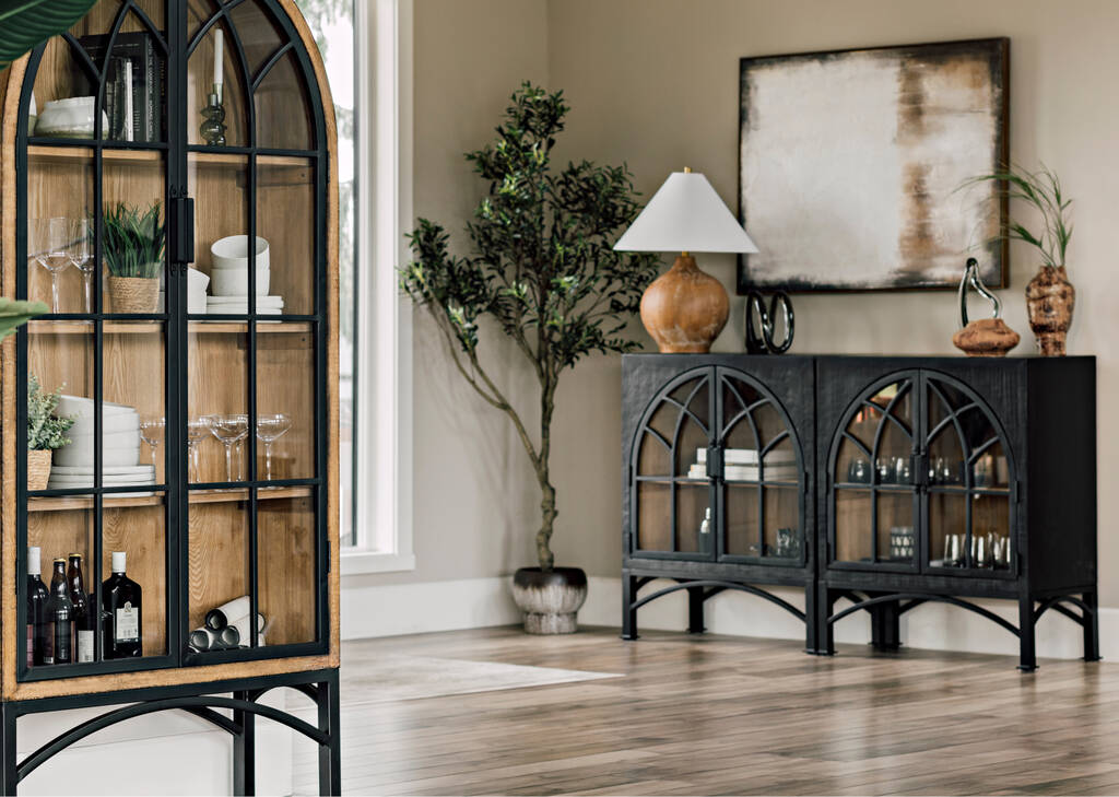 Margot Cabinet -Mannor Black